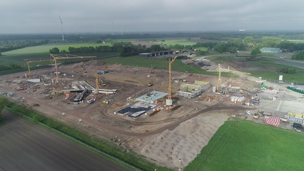 Luftbild der Baustelle der entstehenden Maßregelvollzugsklinik in Hörstel (Urheber: MBN GmbH)
